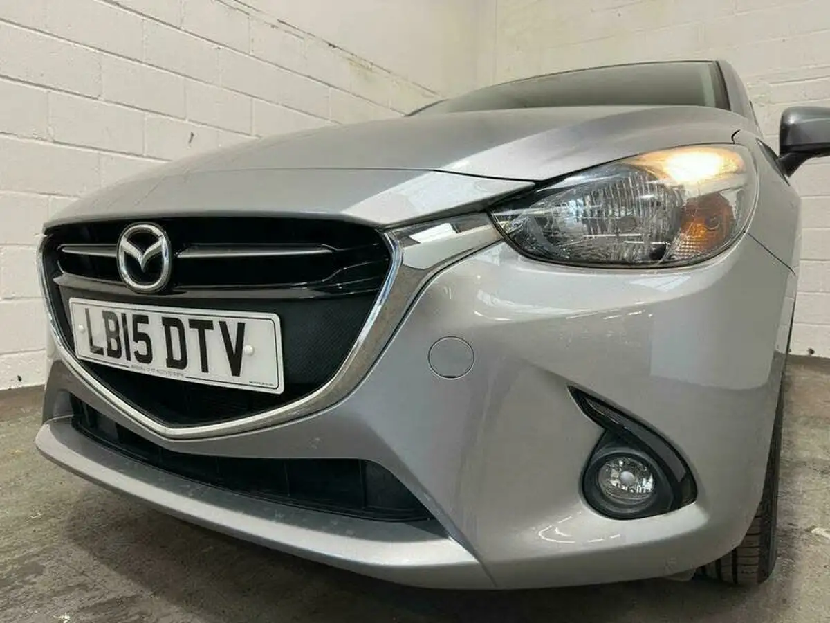 2015-mazda-mazda2-15-sport-nav-90ps-auto-big-14