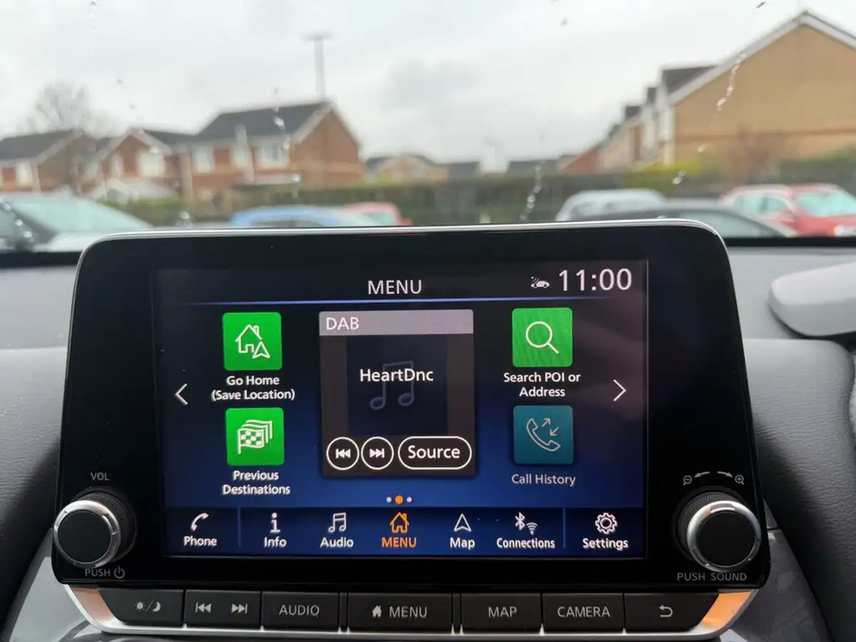 2023-nissan-juke-10-dig-t-tekna-big-35