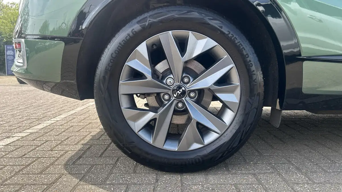 2023-kia-sportage-16-t-gdi-gt-line-226bhp-hev-auto-big-18