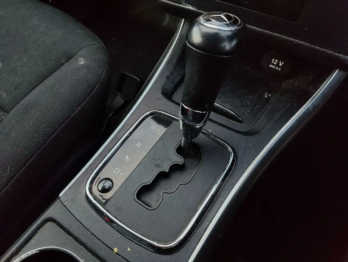 2010-mercedes-benz-b-class-15-b160-se-cvt-big-14