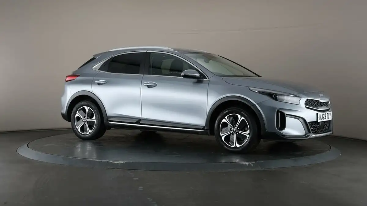 2023-kia-xceed-16-gdi-3-big-48
