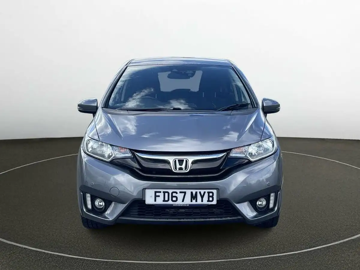 2017-honda-jazz-13-i-vtec-ex-navi-big-3