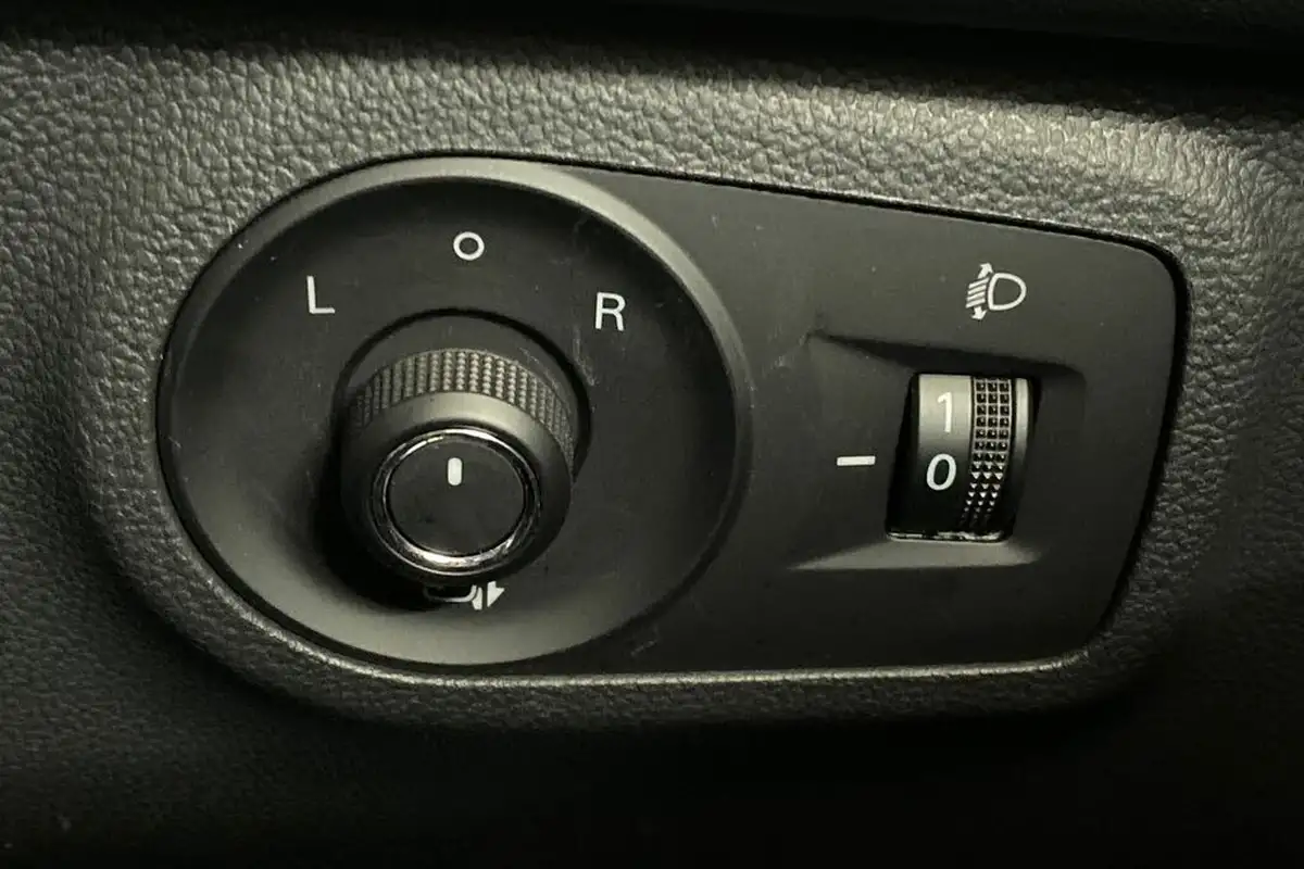 2024-mg-zs-suv-15-vti-tech-exclusive-big-33