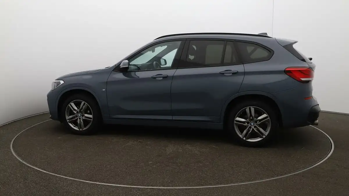 2021-bmw-x1-15-sdrive18i-m-sport-tech-pack-ii-dct-big-50