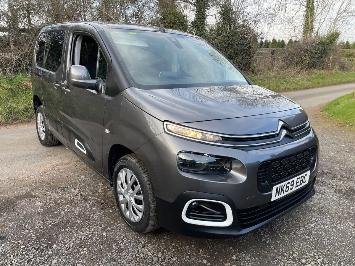 2020-citroen-berlingo-15bluehdi-feel-m-size-100ps-big-14