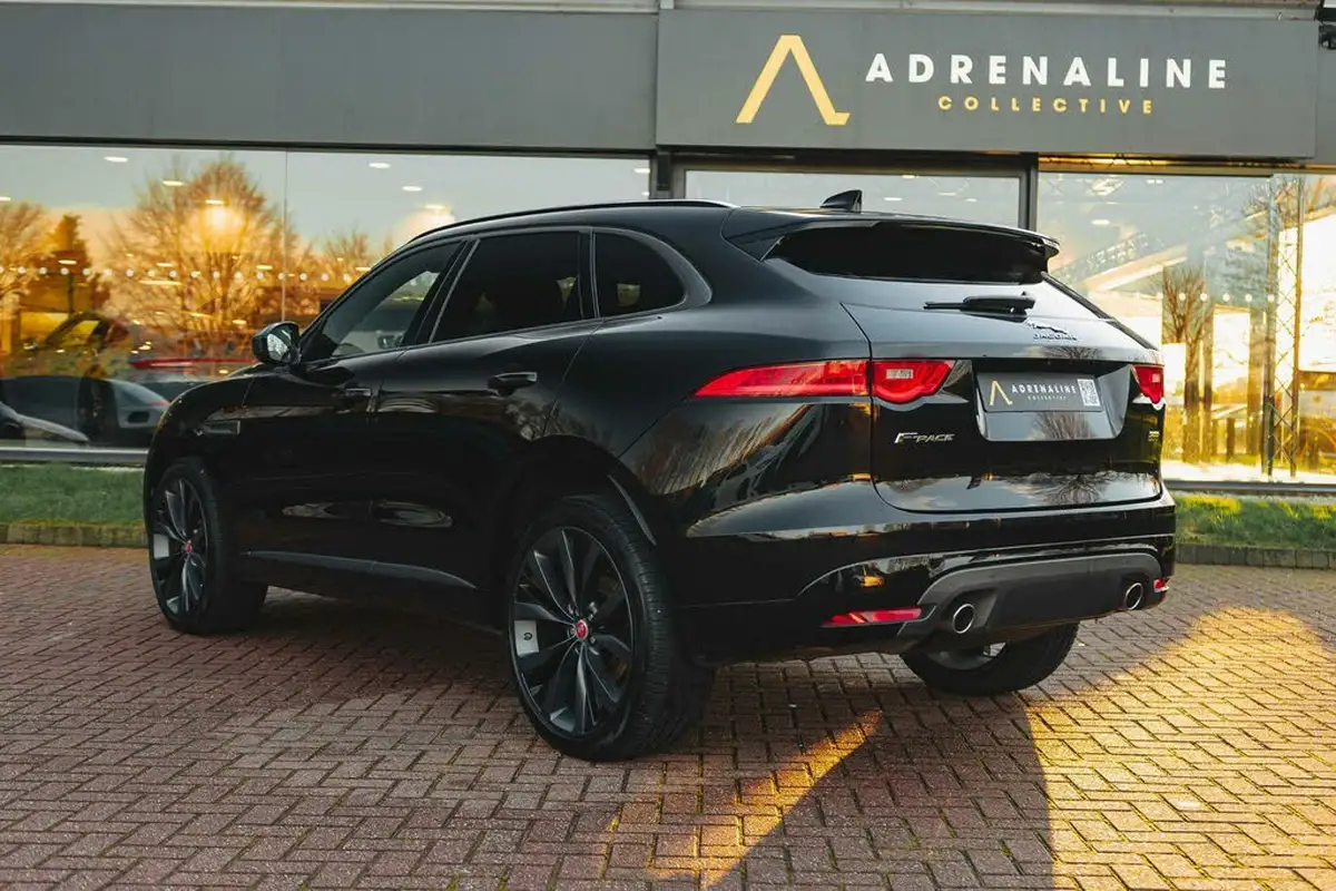 2020-jaguar-f-pace-30td-300-sport-big-1