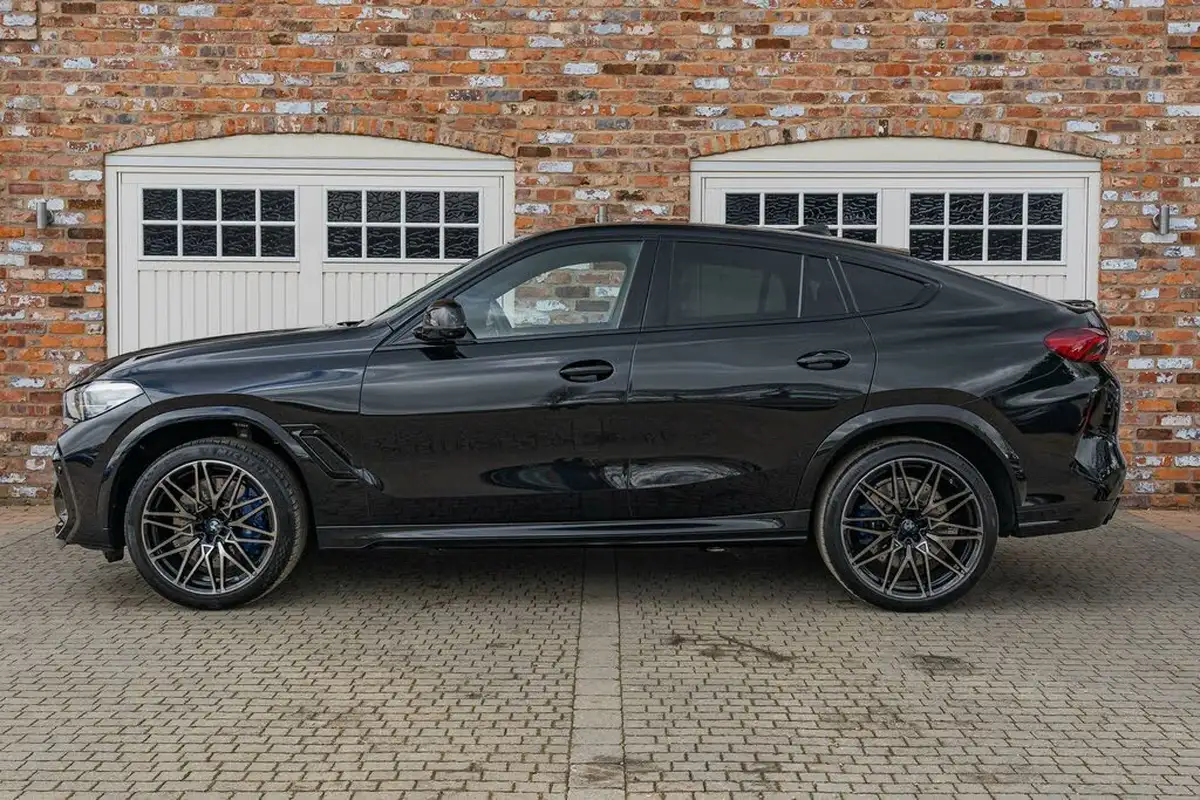 2020-bmw-x6-44-m-competition-big-10
