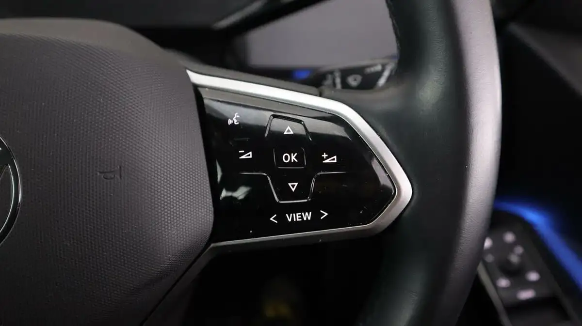 2023-volkswagen-id3-e-life-204ps-58kwh-pro-performance-big-24