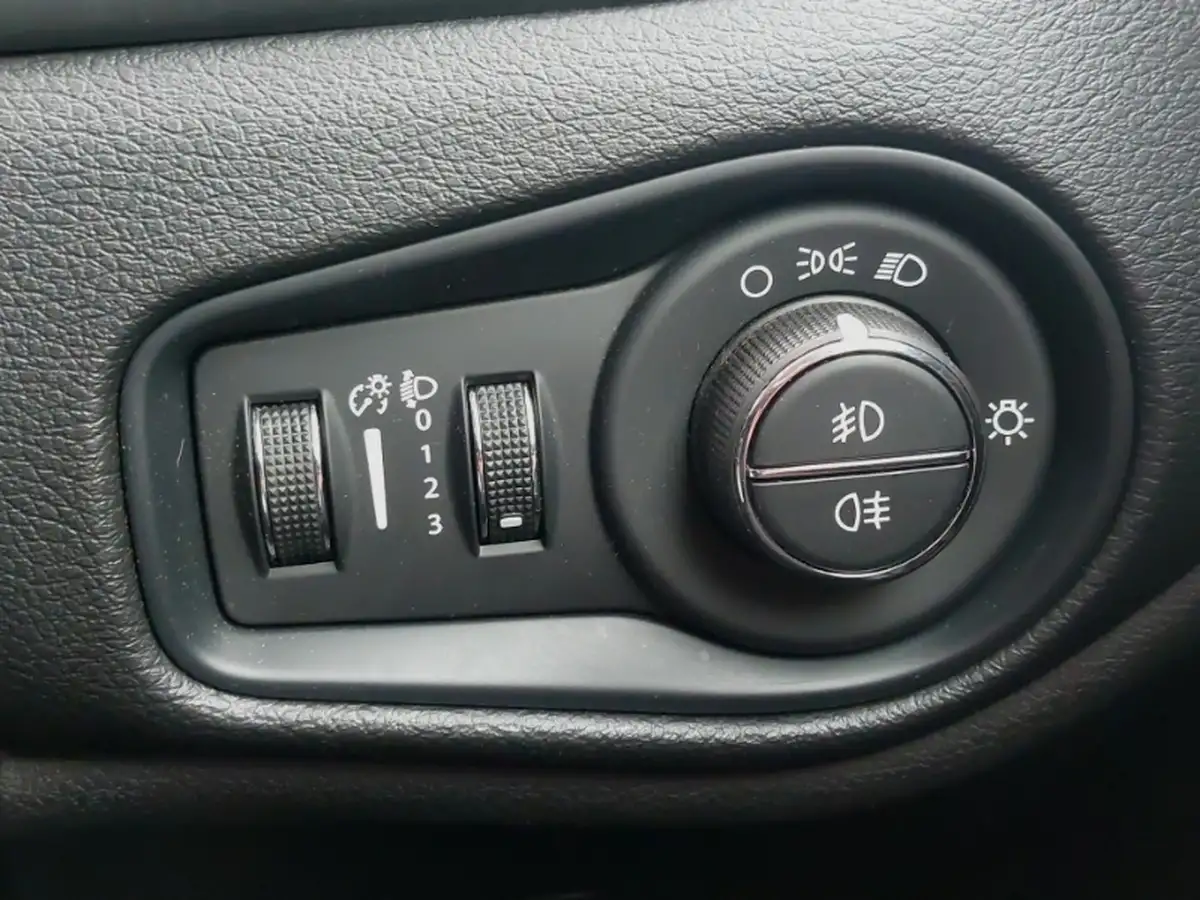 2022-cupra-formentor-15-tsi-v2-dsg-big-17
