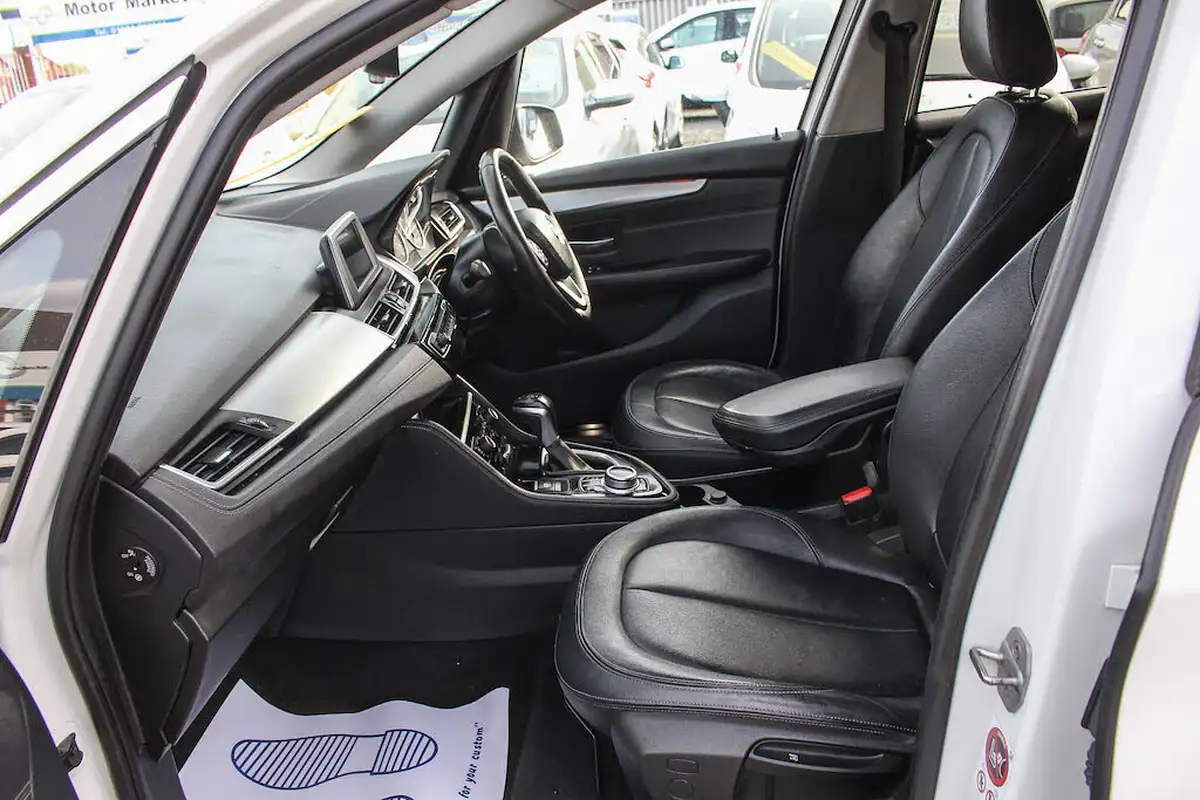 2016-bmw-2-series-15-218i-luxury-active-tourer-5d-auto-big-16