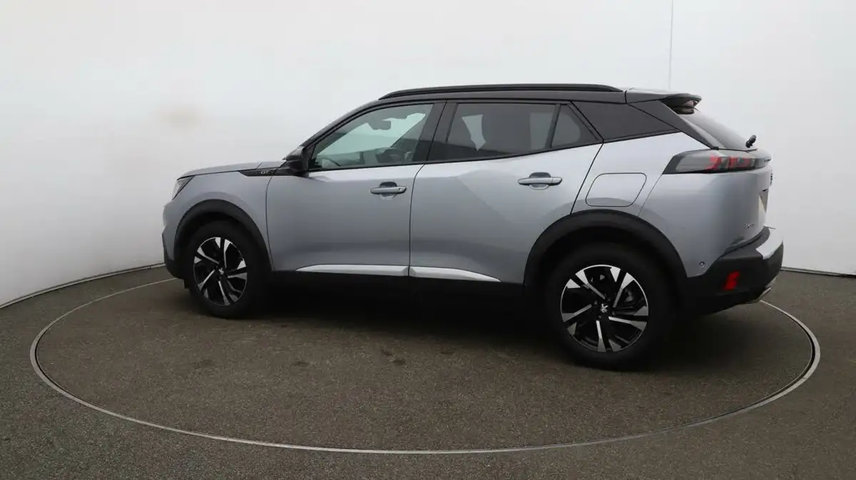2022-peugeot-2008-suv-12-puretech-gt-big-40
