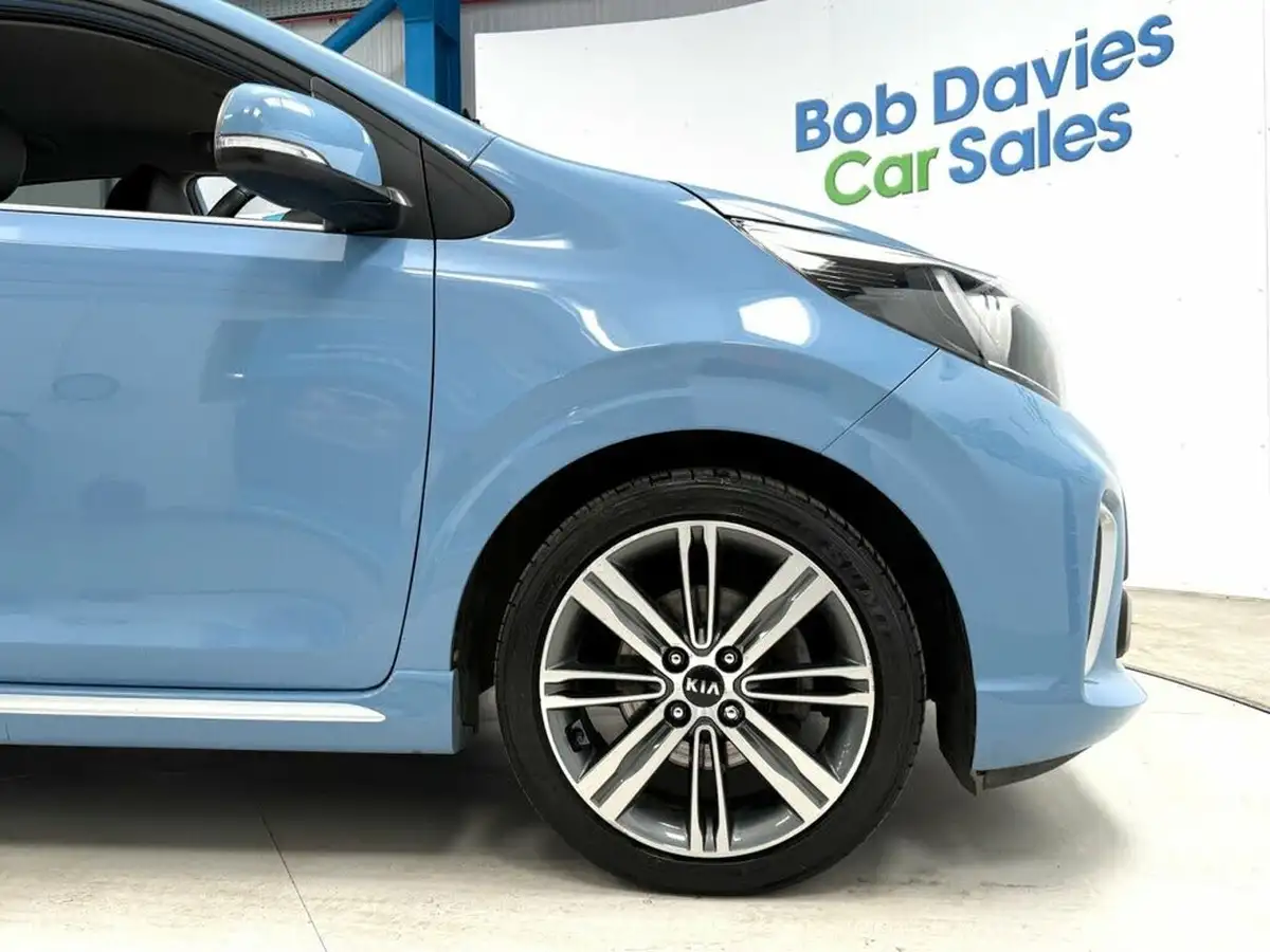 2018-kia-picanto-10-gt-line-big-12