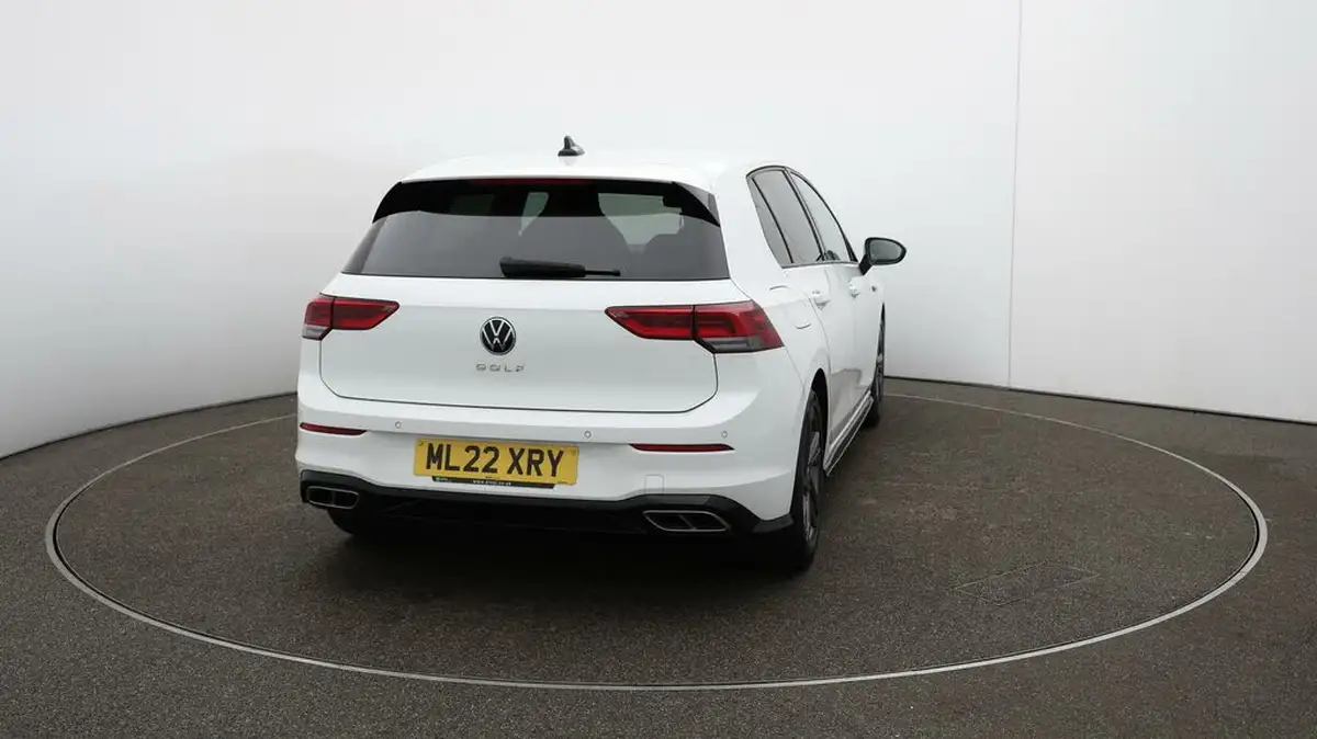 2022-volkswagen-golf-15-tsi-r-line-150ps-hatchback-big-49