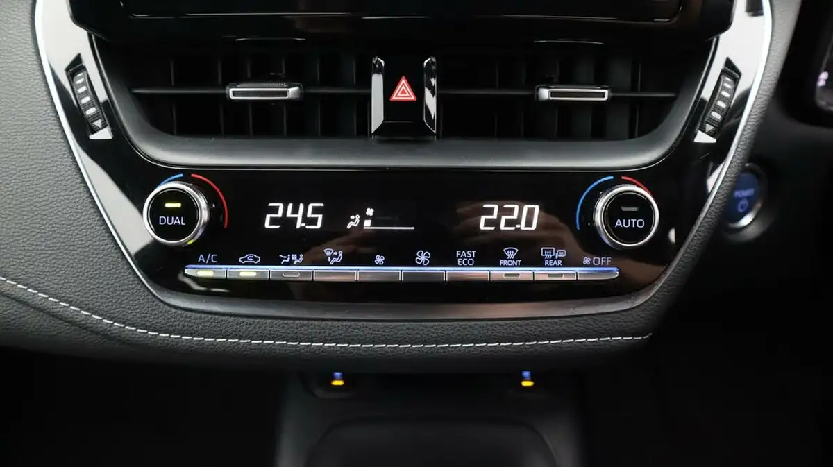 2021-toyota-corolla-18-vvt-i-icon-spare-wheel-touring-sports-5d-big-12