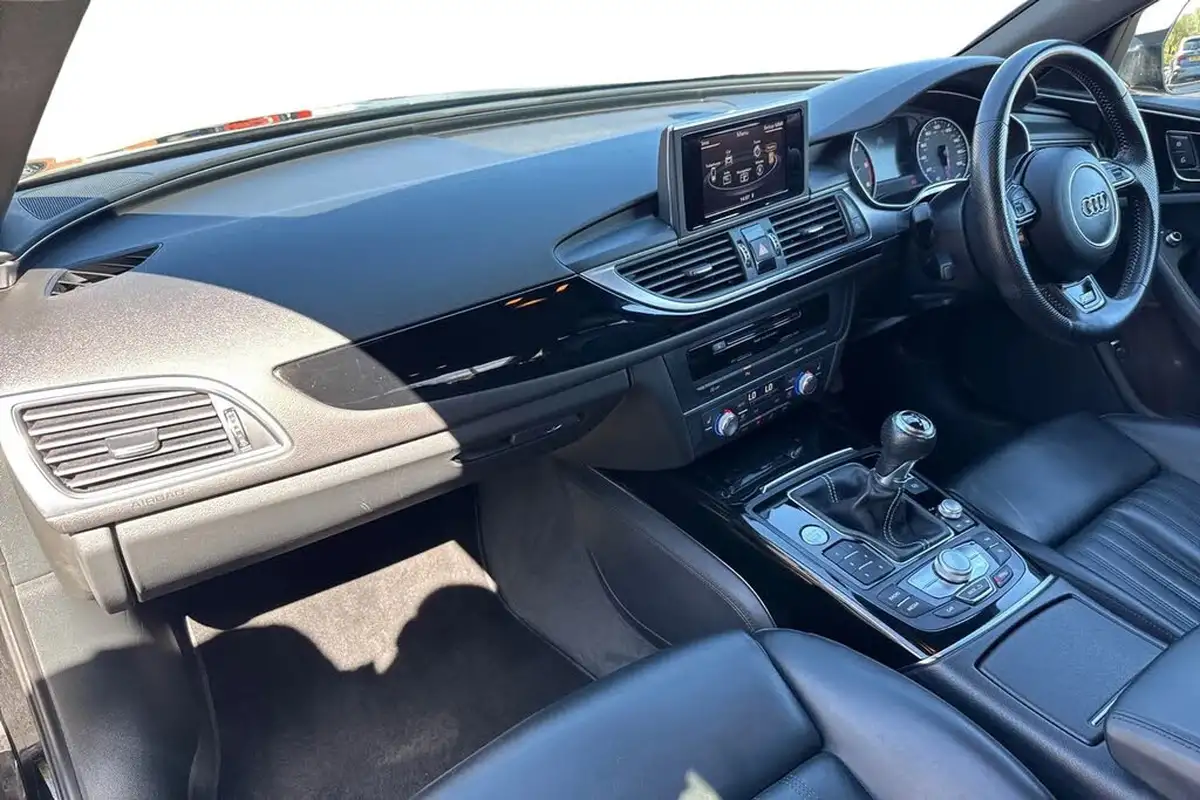 2016-audi-a6-saloon-20tdi-ultra-black-edition-big-14