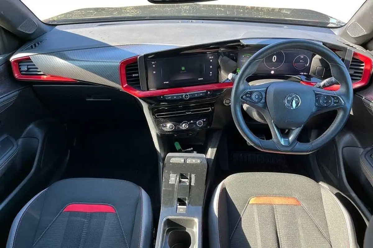 2023-vauxhall-mokka-e-gs-big-9
