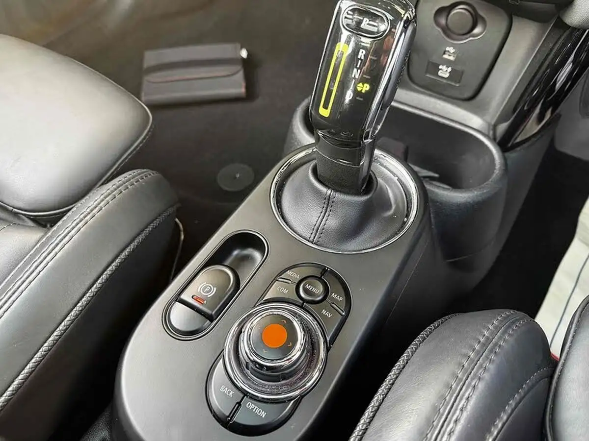 2020-mini-cooper-e-cooper-s-3-big-35