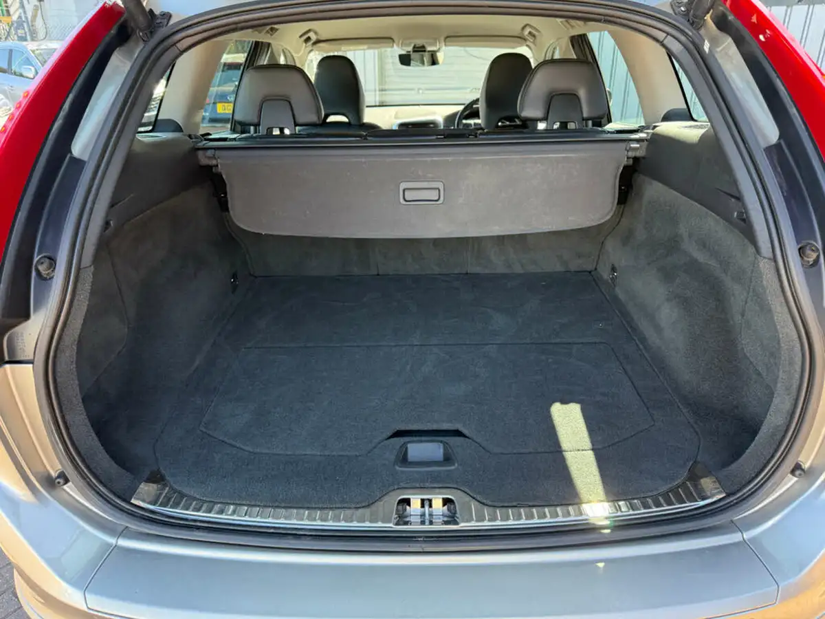 2014-volvo-xc60-20td-d4-se-lux-181bhp-nav-ss-1969cc-geartronic-big-10