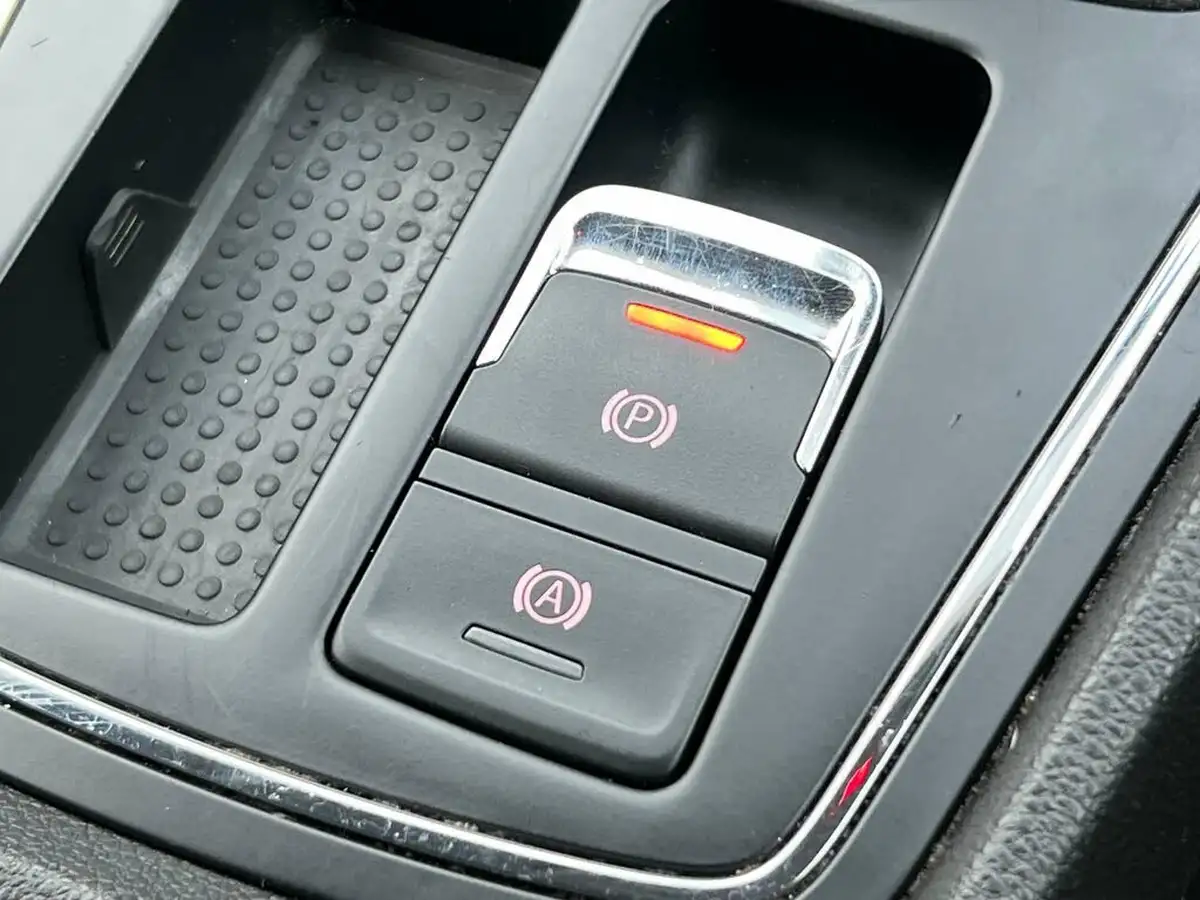 2020-seat-leon-16tdi-se-dynamic-estate-big-32