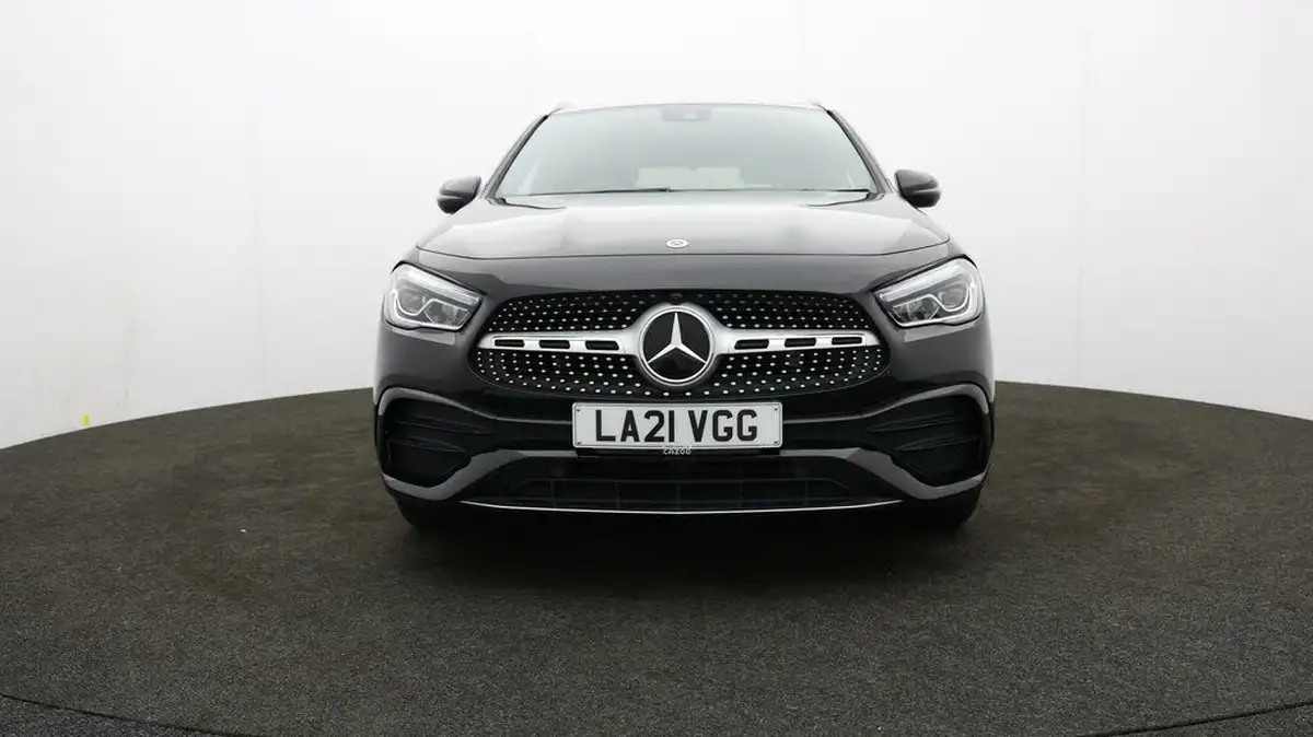 2021-mercedes-benz-gla-class-13-gla-180-amg-line-executive-1332cc-big-1