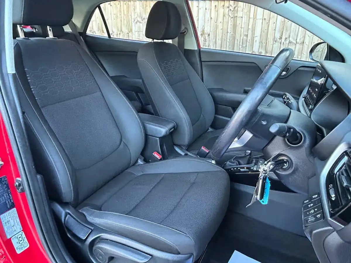 2021-kia-rio-10-t-gdi-2-dct-big-2