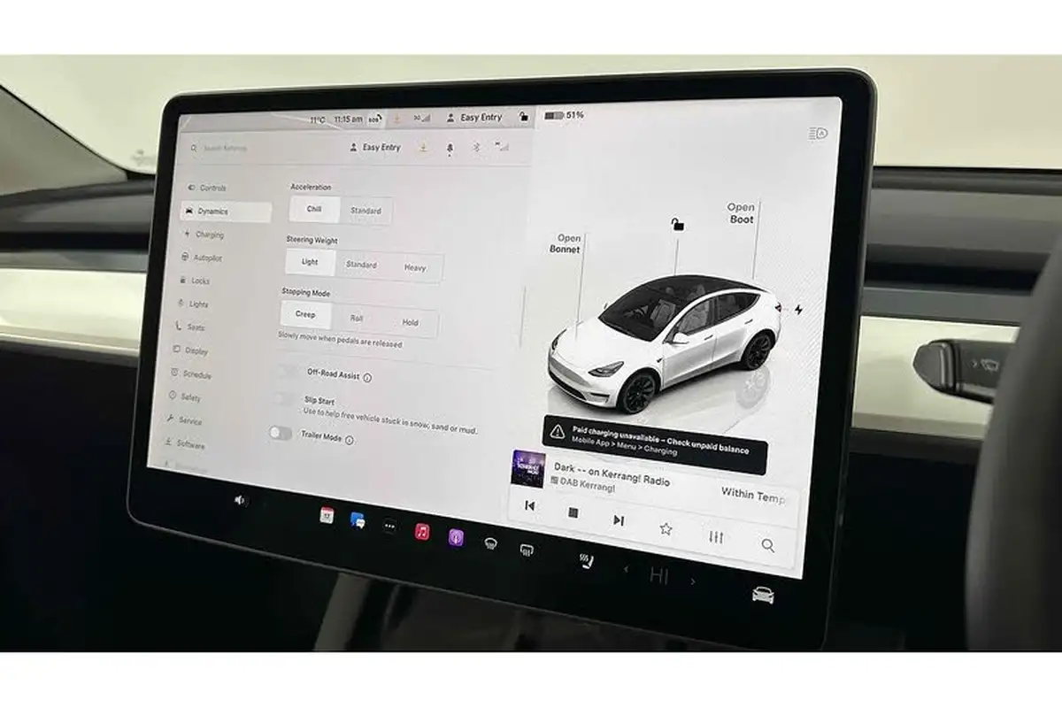 2022-tesla-model-y-e-long-range-big-34