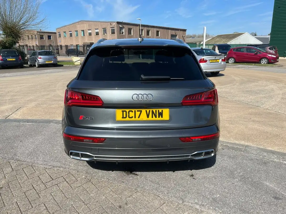 2017-audi-sq5-30-tfsi-quattro-big-4