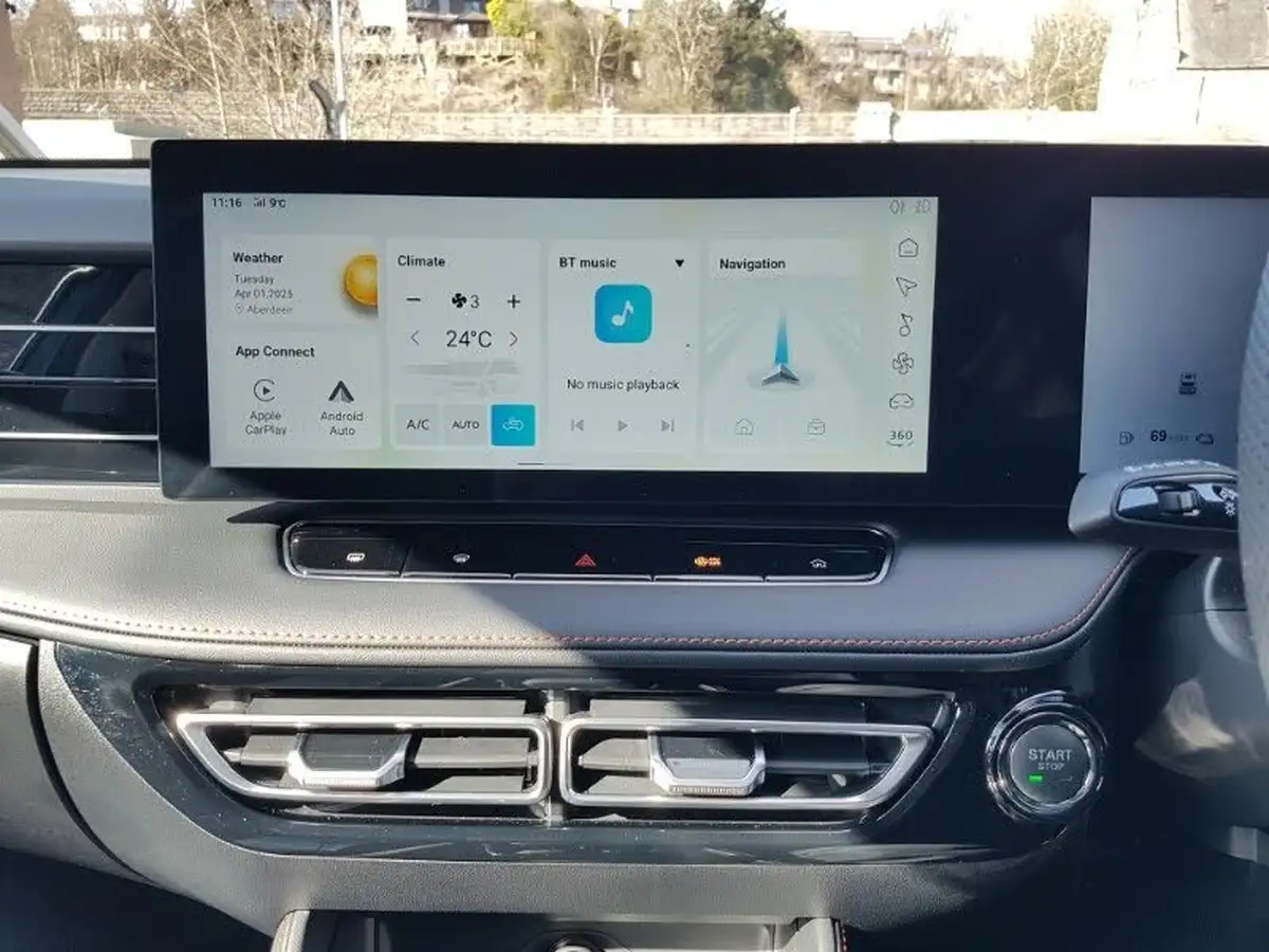 2024-mg-hs-15t-gdi-trophy-273ps-plug-in-hybrid-1496cc-auto-big-18
