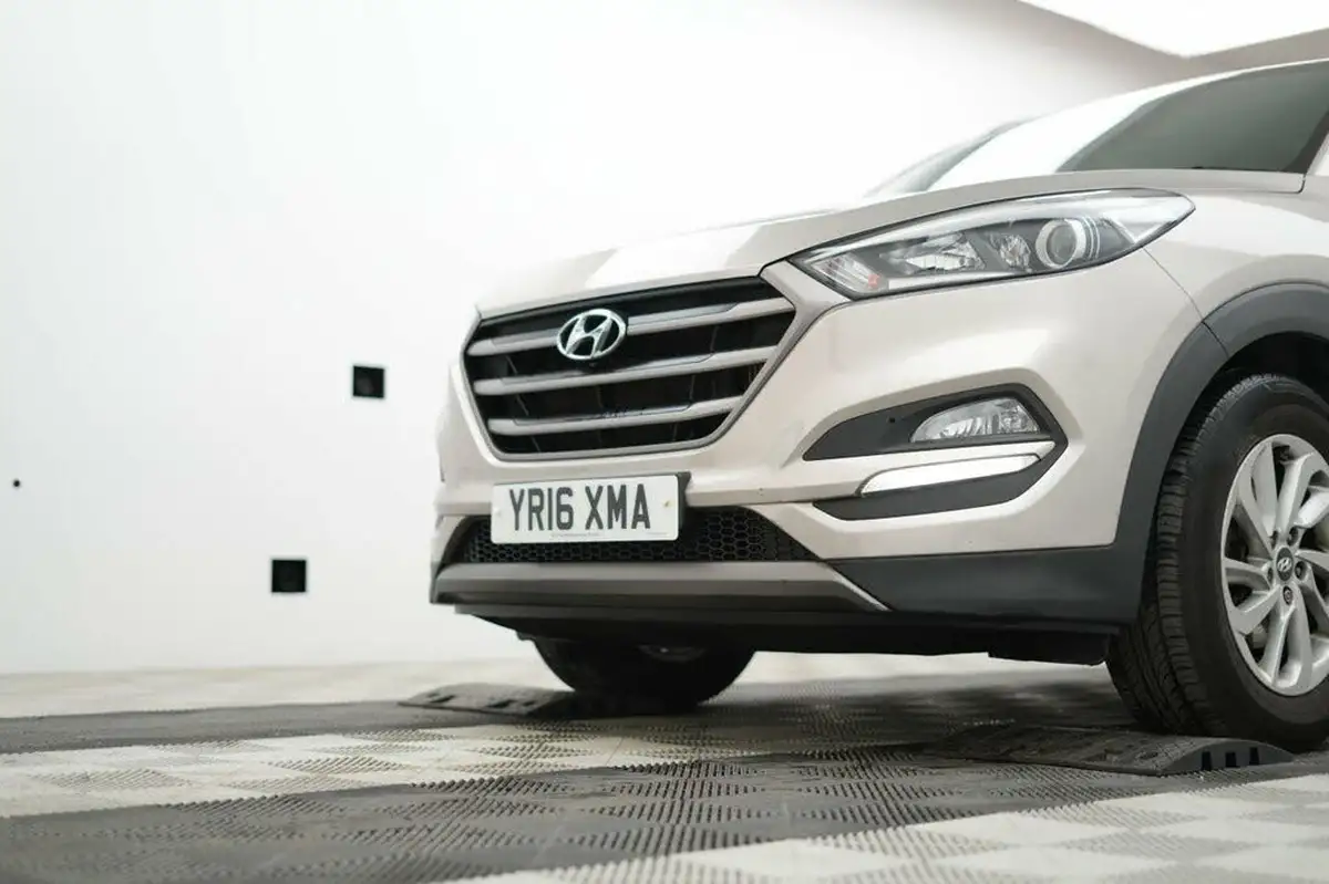 2016-hyundai-tucson-20crdi-se-nav-185ps-auto-big-5