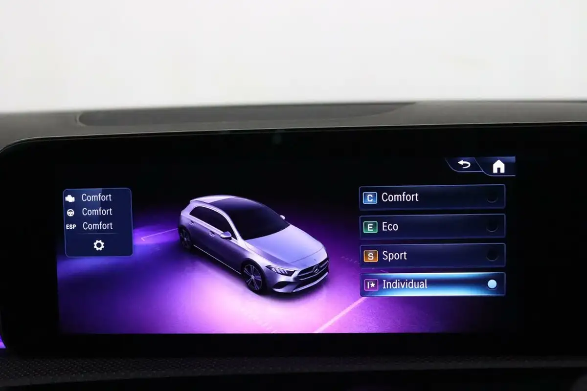 2023-mercedes-benz-a-class-13-a180-sport-executive-hatchback-5d-7g-dct-big-41