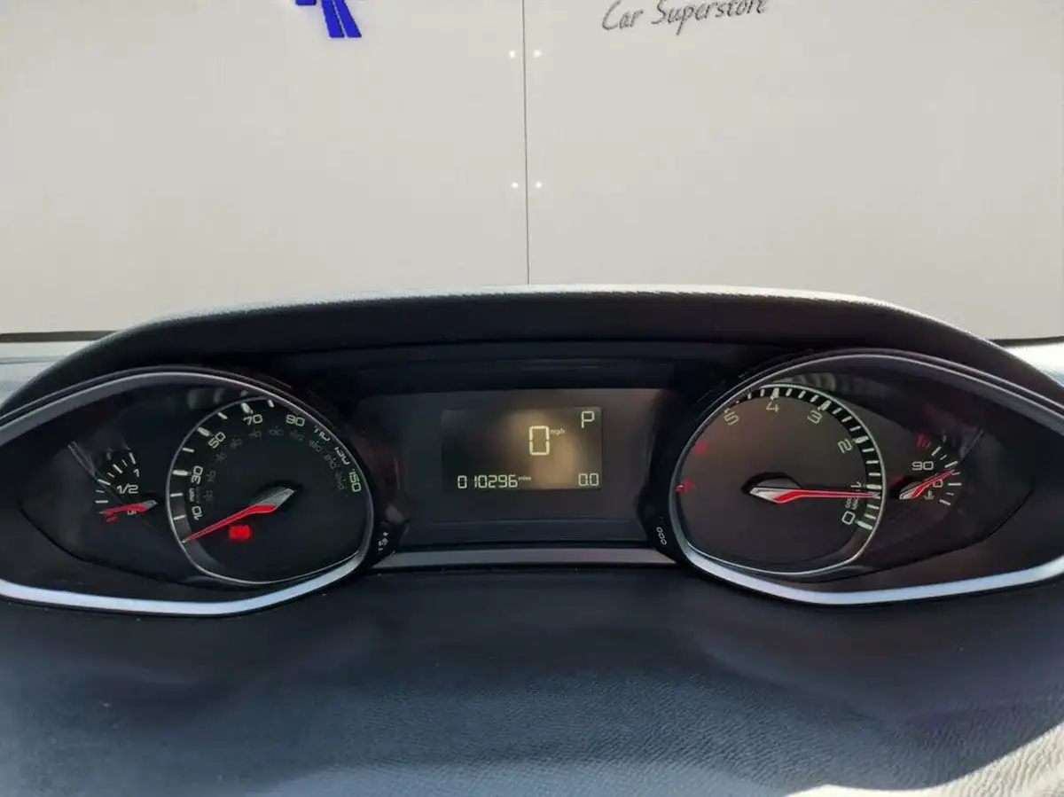 2019-peugeot-308-12-puretech-allure-130bhp-eat8-big-23