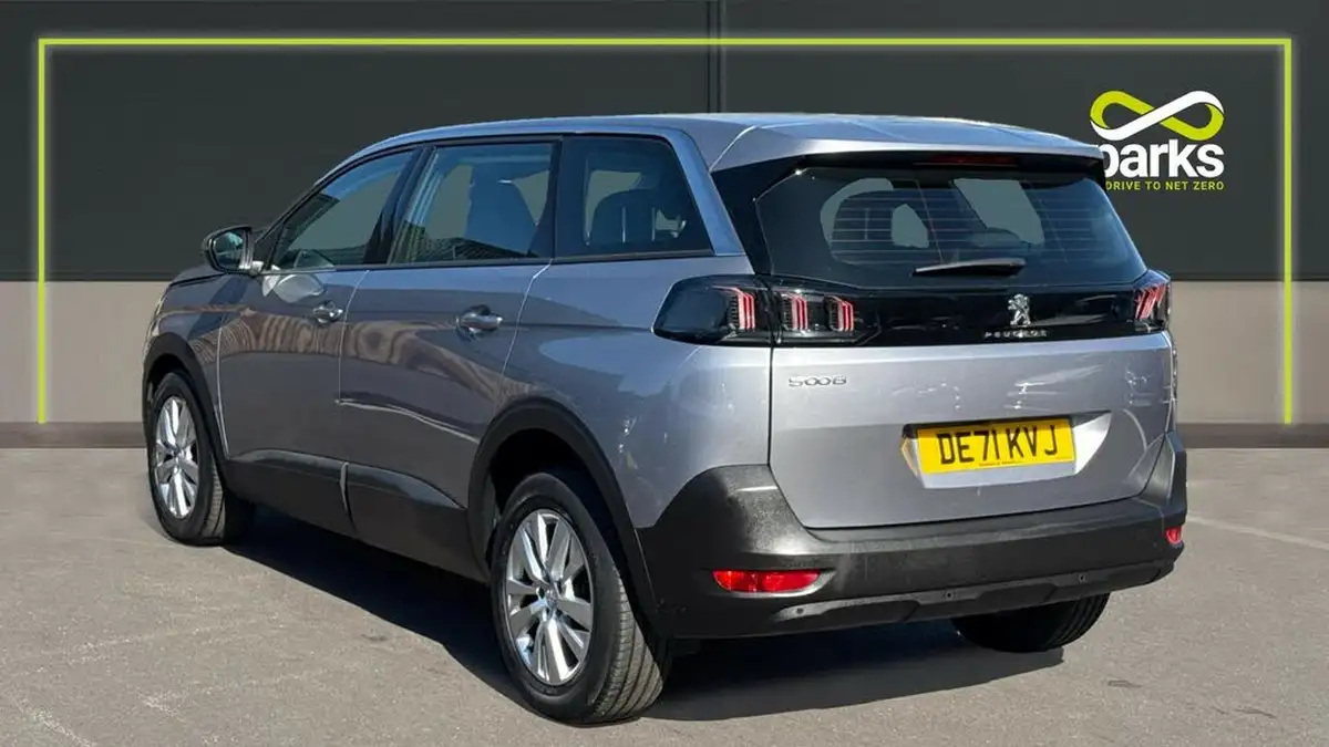 2021-peugeot-5008-suv-12-puretech-active-premium-big-4