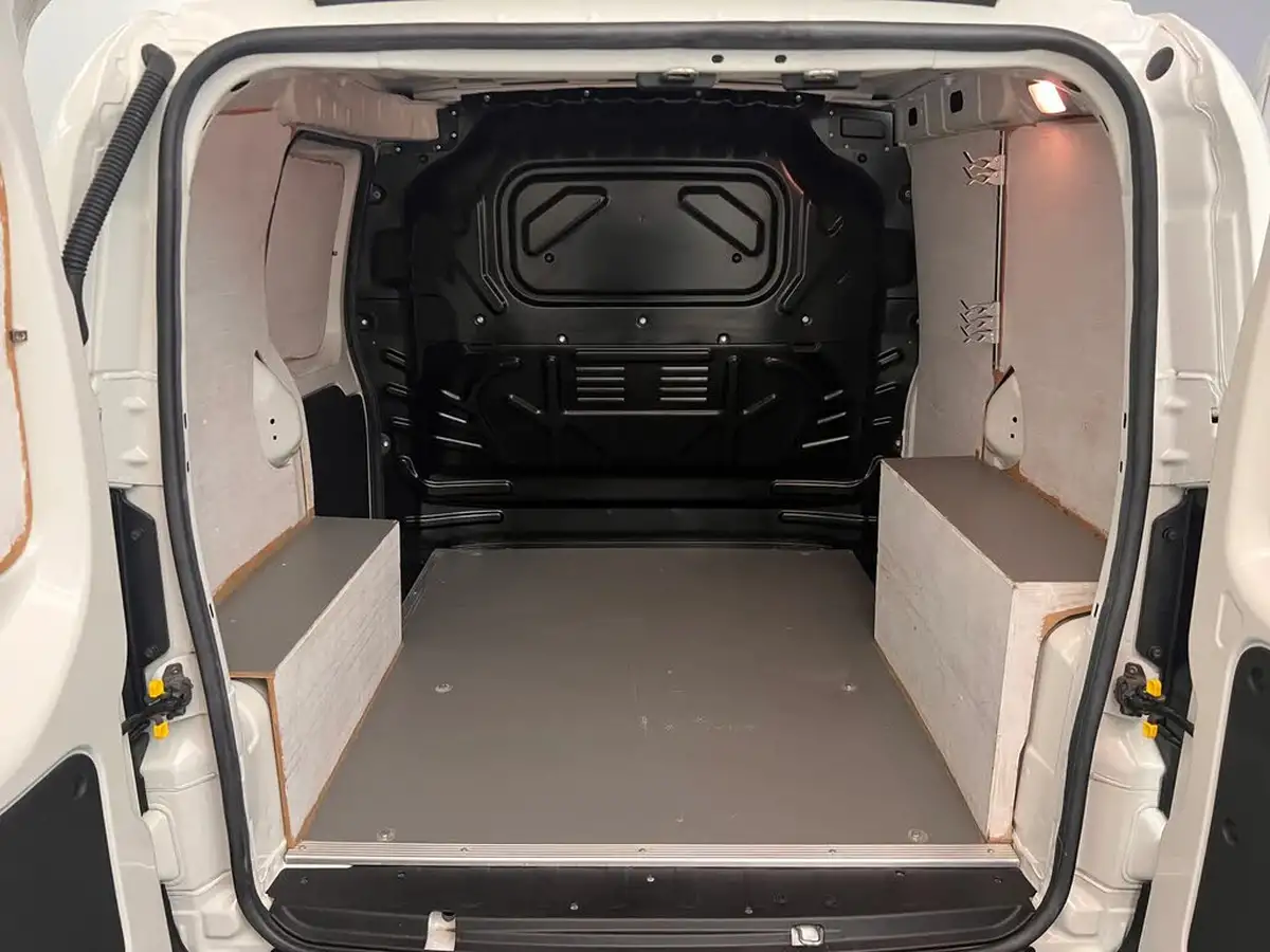 2019-fiat-fiorino-13td-cargo-tecnico-multijet-80-eu6b-big-7