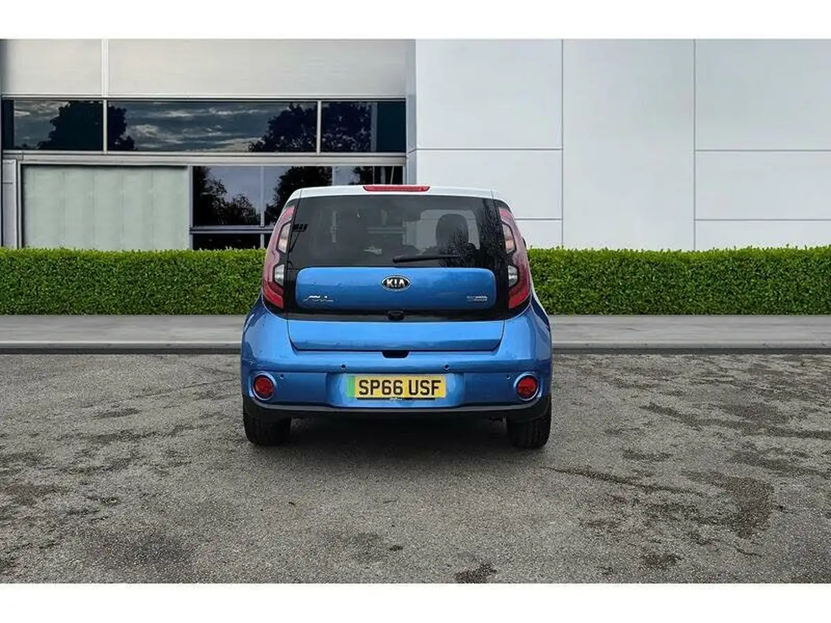 2016-kia-soul-ev-ev-big-10
