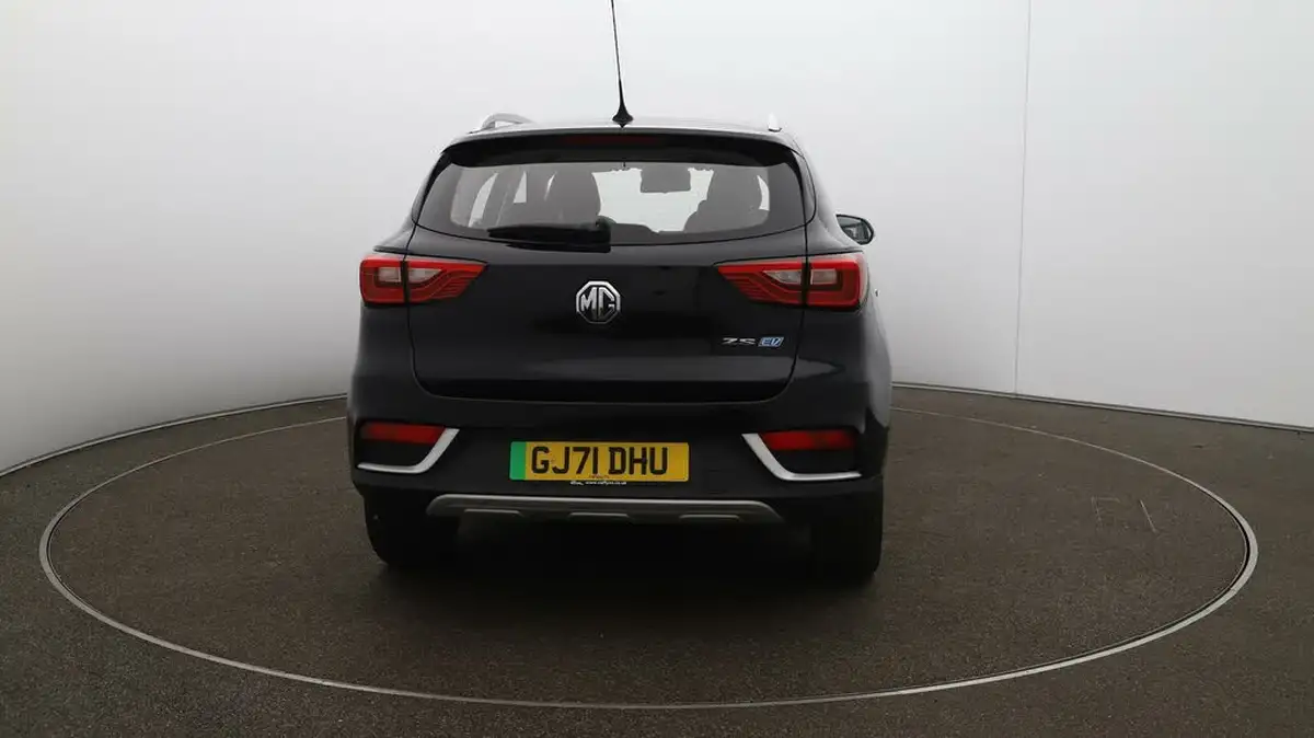 2021-mg-zs-suv-e-exclusive-ev-big-49