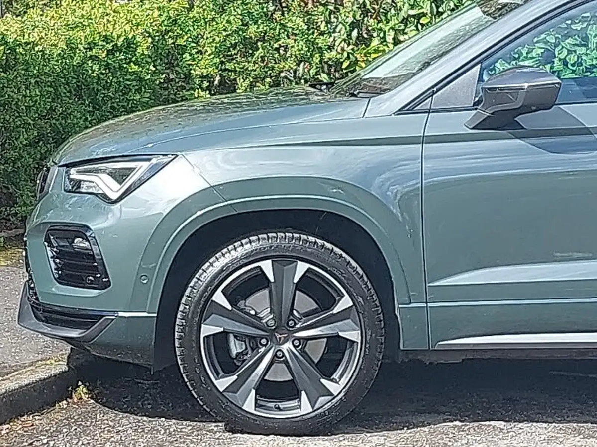 2024-cupra-ateca-15-ecotsi-v2-big-18