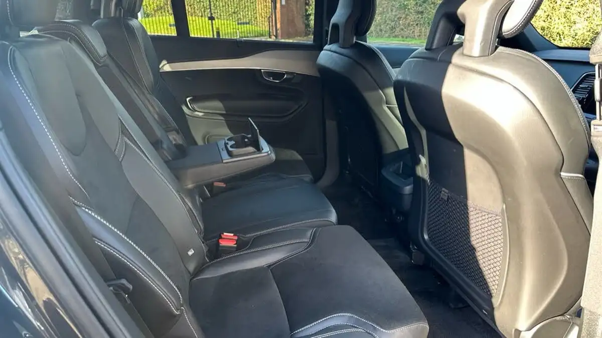 2021-volvo-xc90-20td-b5-r-design-big-38