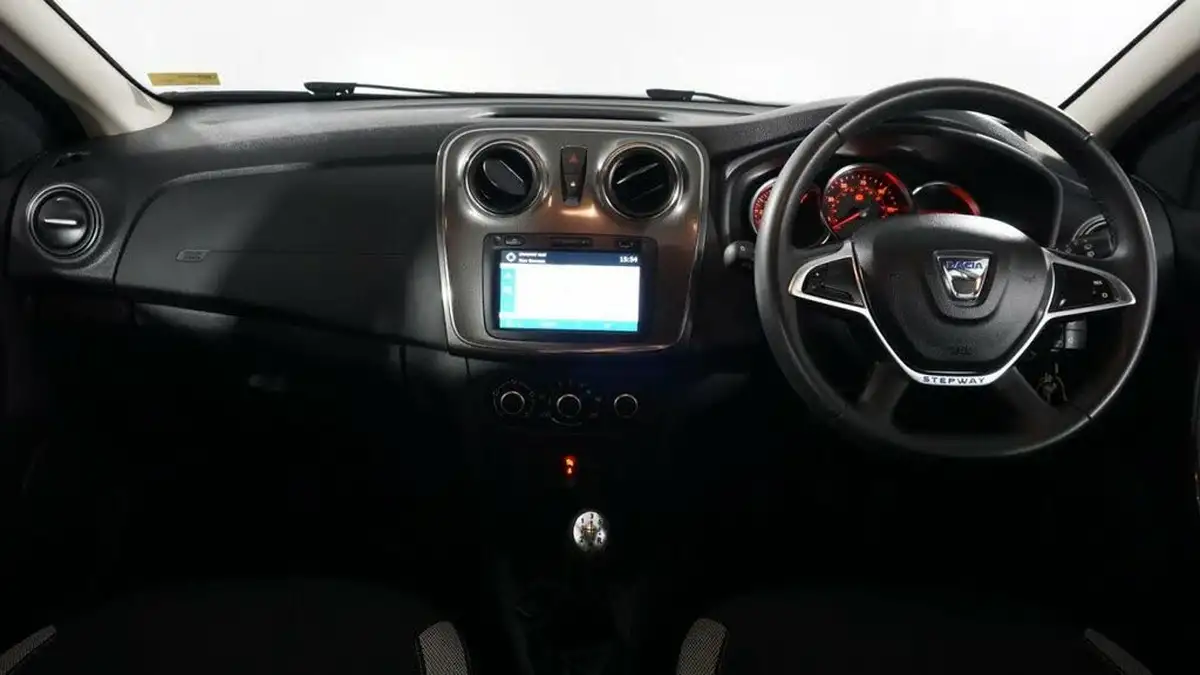2020-dacia-sandero-stepway-09-tce-comfort-big-12