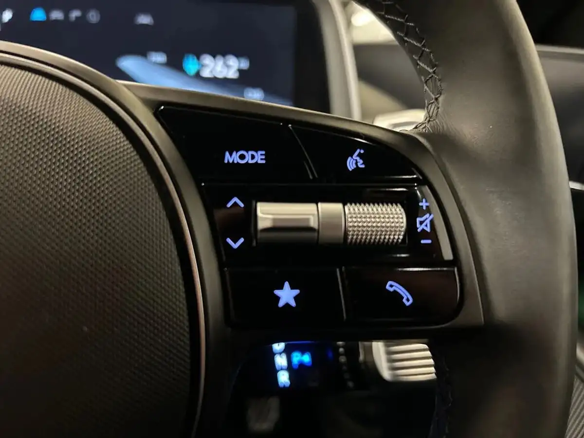 2024-hyundai-ioniq-6-e-premium-228ps-single-rwd-big-23