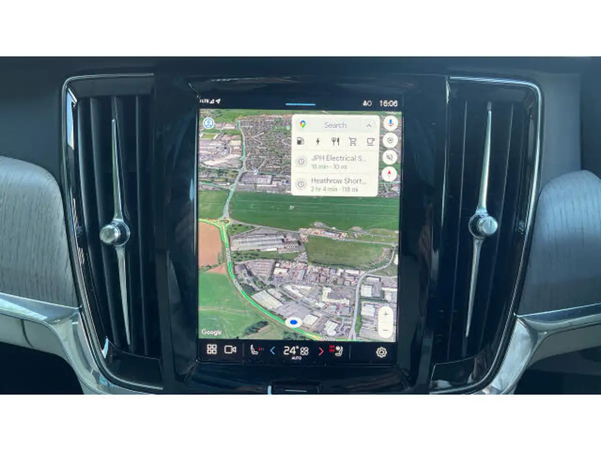 2024-volvo-v90-20-t8-ultimate-big-28