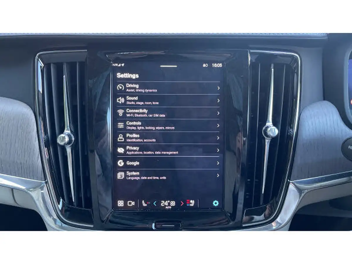 2024-volvo-v90-20-t8-ultimate-big-32