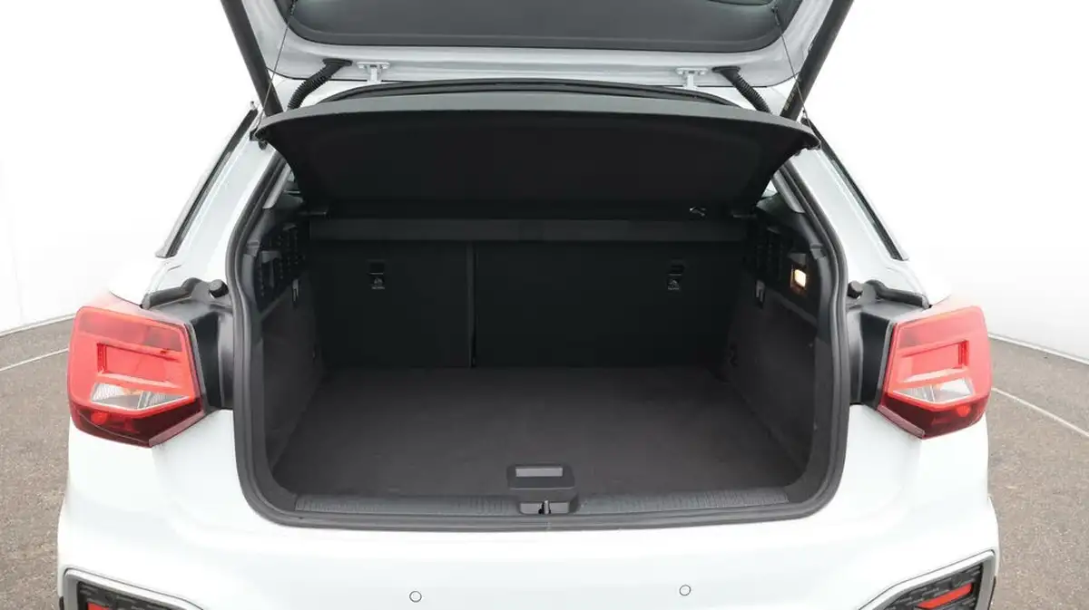 2022-audi-q2-15-35-tfsi-sport-s-tronic-big-17