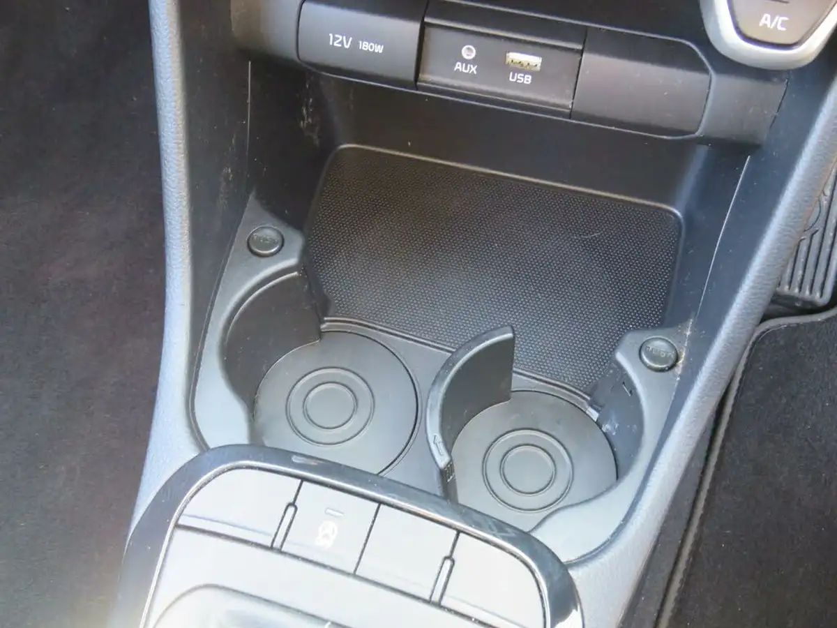 2020-kia-picanto-125-2-big-16
