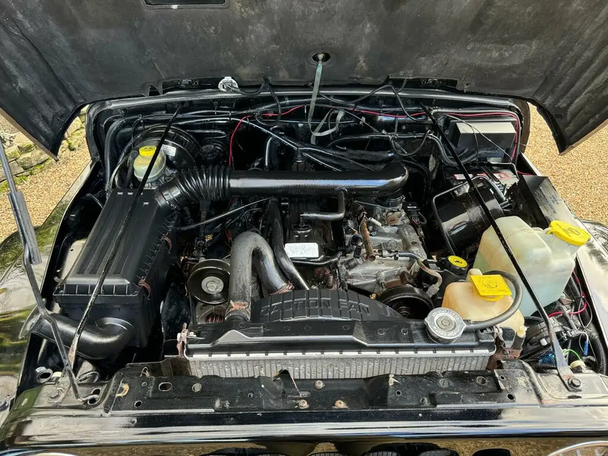 1997-jeep-wrangler-40-sahara-hard-big-22