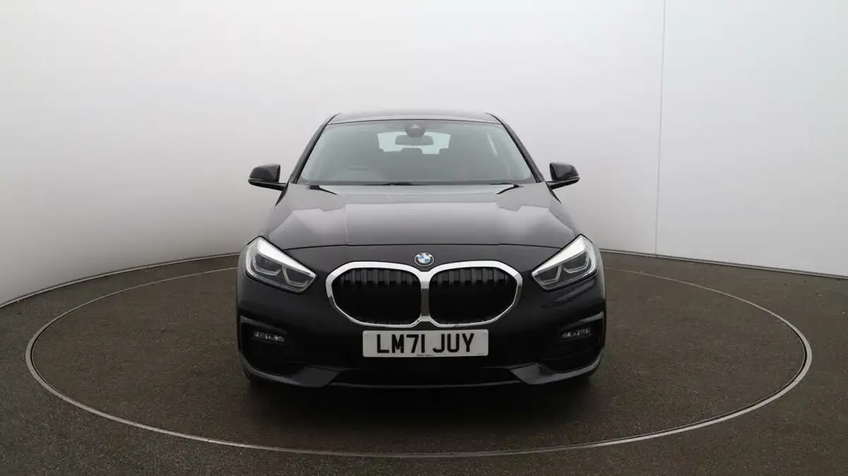 2022-bmw-1-series-15td-116d-sport-dct-big-2