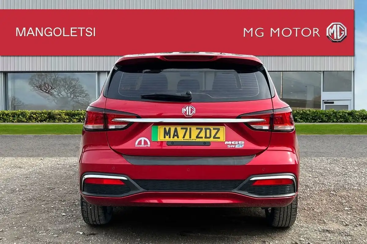 2021-mg-mg5-e-excite-ev-big-6