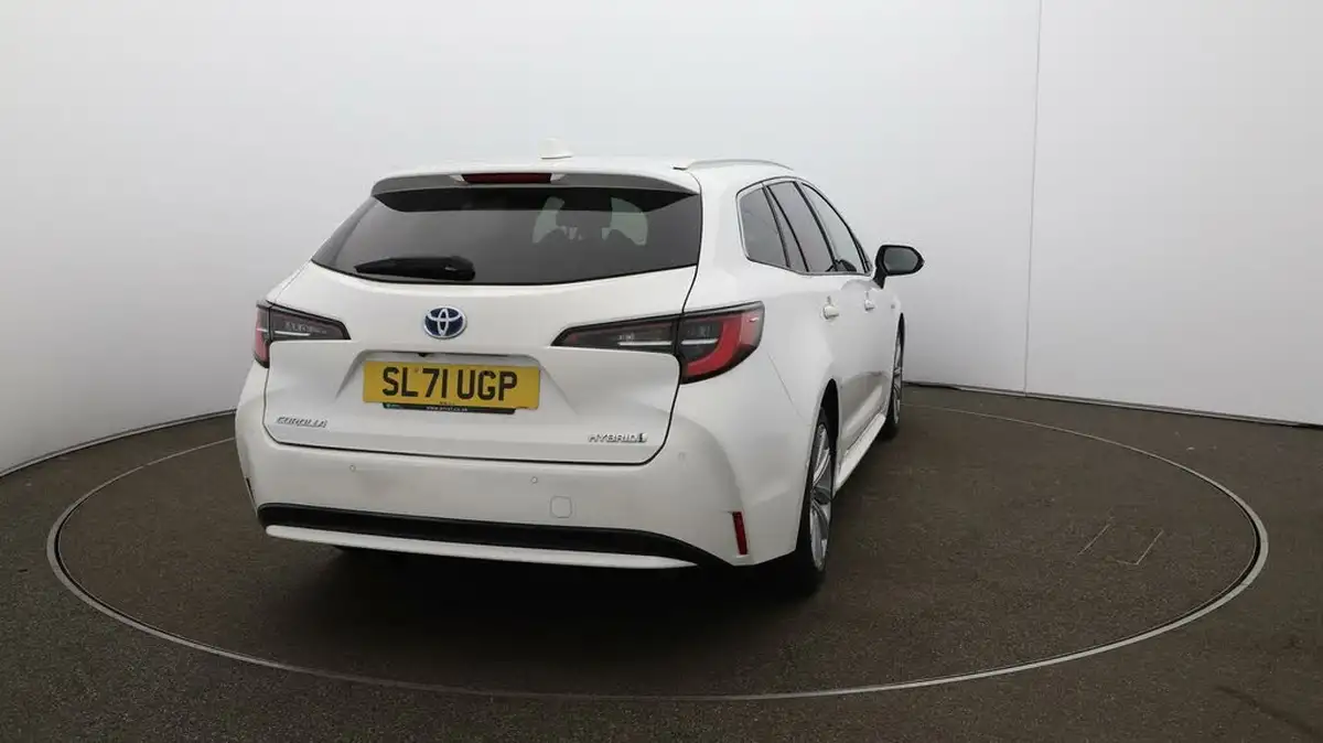 2021-toyota-corolla-18-vvt-i-design-trk-hatchback-5d-big-48