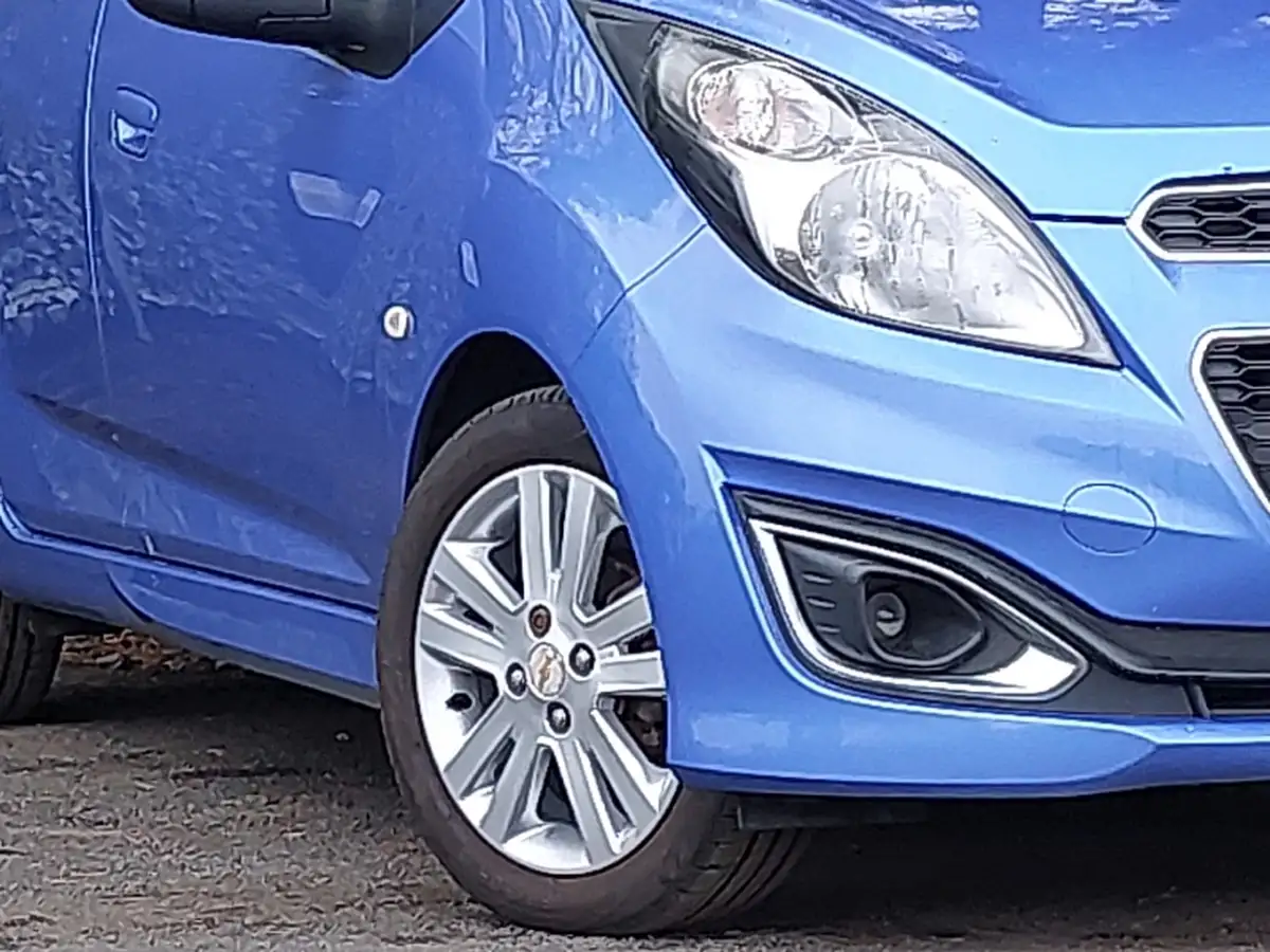 2023-mazda-mazda2-15-skyactiv-g-se-l-big-8