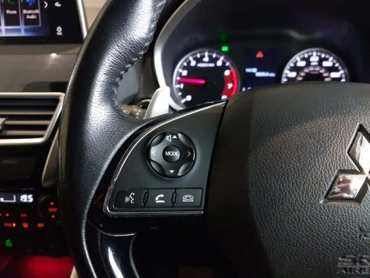 2018-mitsubishi-eclipse-cross-15-3-auto-big-9