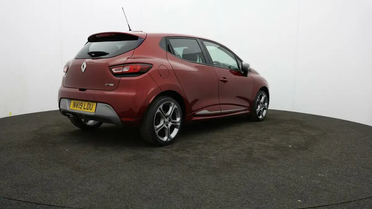 2019-renault-clio-15dci-gt-line-big-76